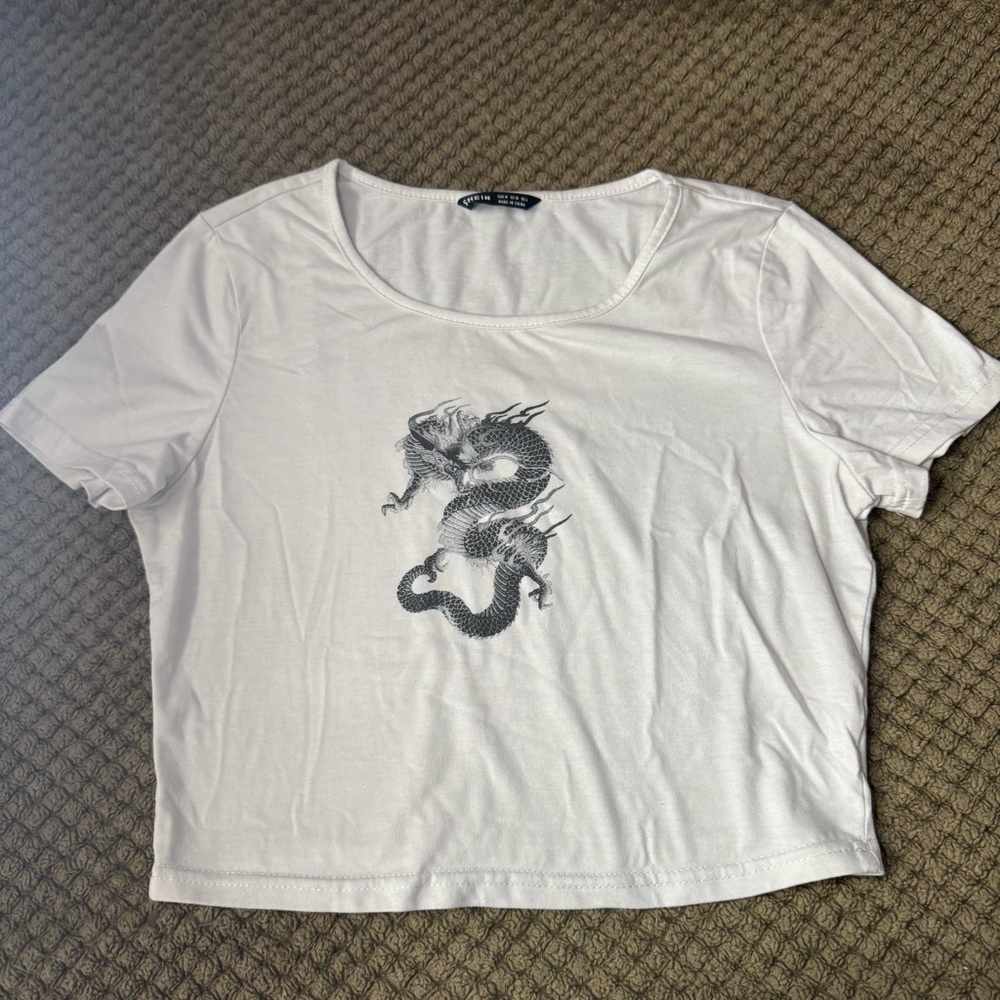SHEIN White Crop Top with Black Dragon Print